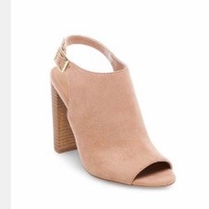 Peep toe heeled sandal